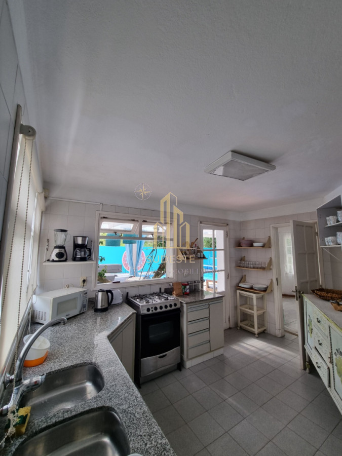 Casa ID.19 - Hermosa casa en alquiler anual en La Barra 