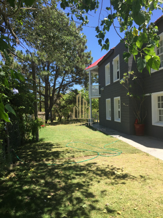 Casa ID.19 - Hermosa casa en alquiler anual en La Barra 