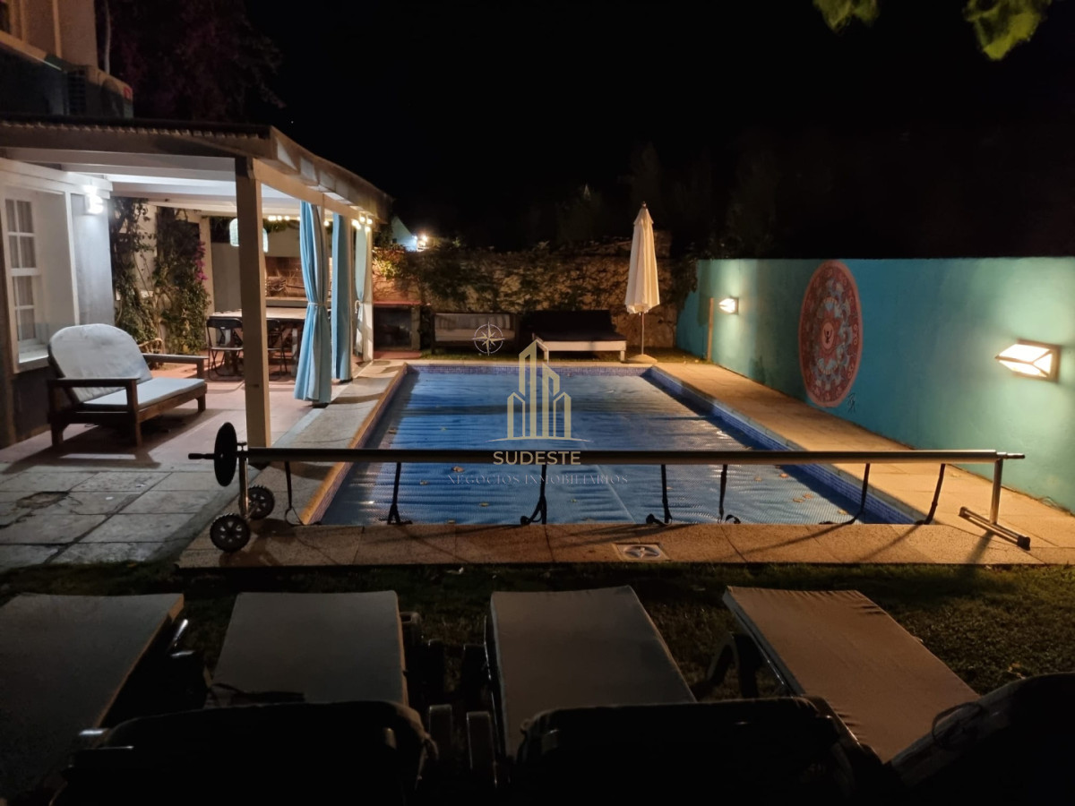 Casa ID.19 - Hermosa casa en alquiler anual en La Barra 