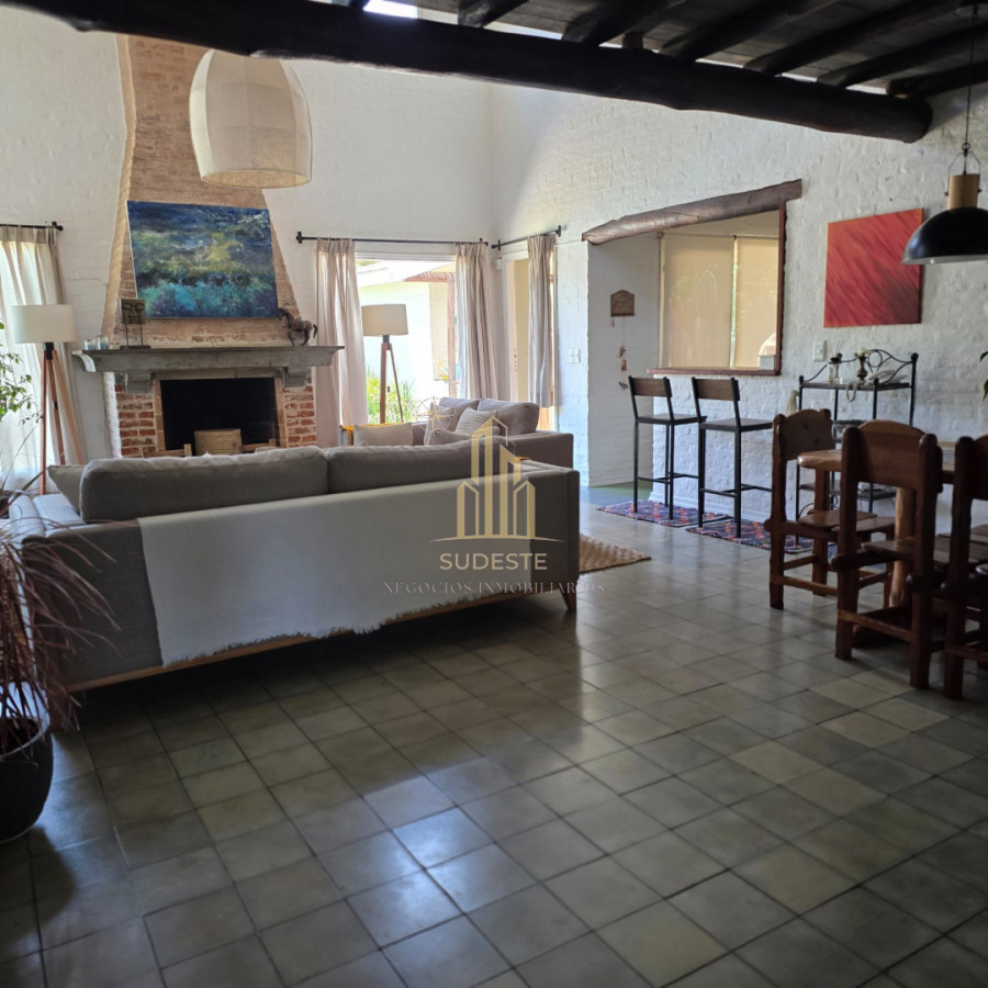 Casa ID.31 - Casa Turquesa en La Barra alquiler anual 