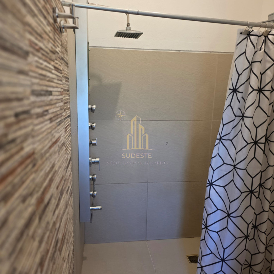 Casa ID.31 - Casa Turquesa en La Barra alquiler anual 