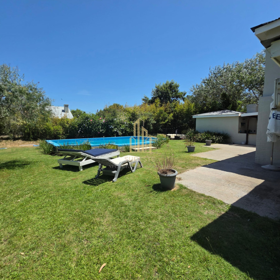 Casa ID.31 - Casa Turquesa en La Barra alquiler anual 