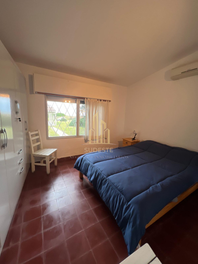Casa ID.136 - Venta de espectacular oportunidad frente al mar 