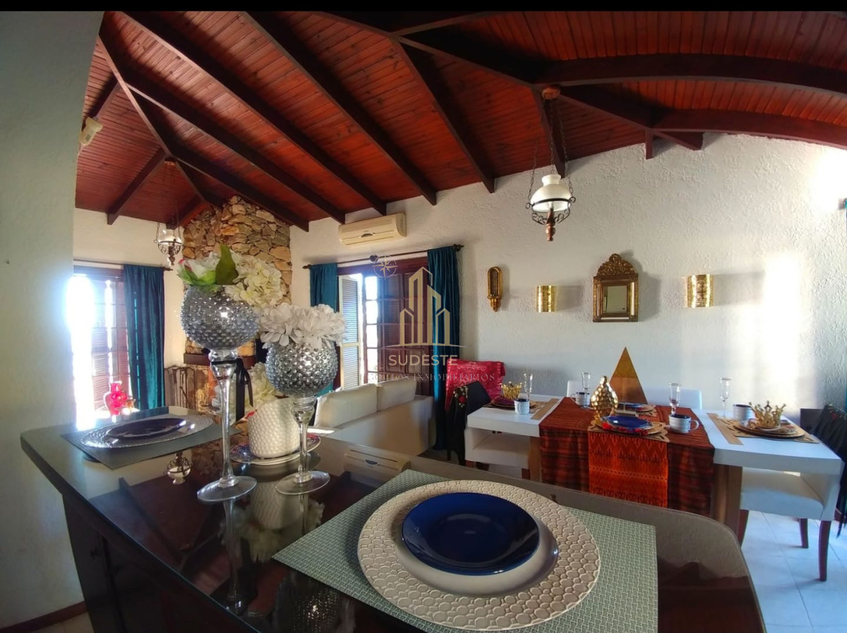 Casa ID.117 - Exclusiva casa con vistas panorámicas en Cerro San Antonio, Piriápolis. 