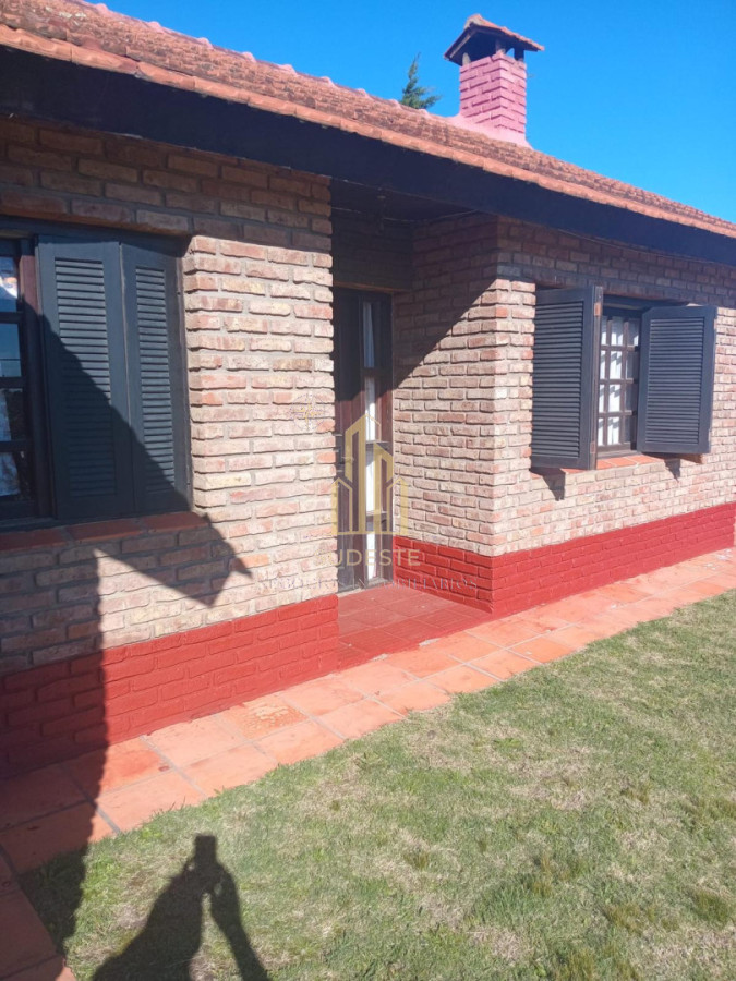 Casa ID.89 - 5 Casas en 1400m2 con rentas a 5 minutos del centro de Piriápolis 