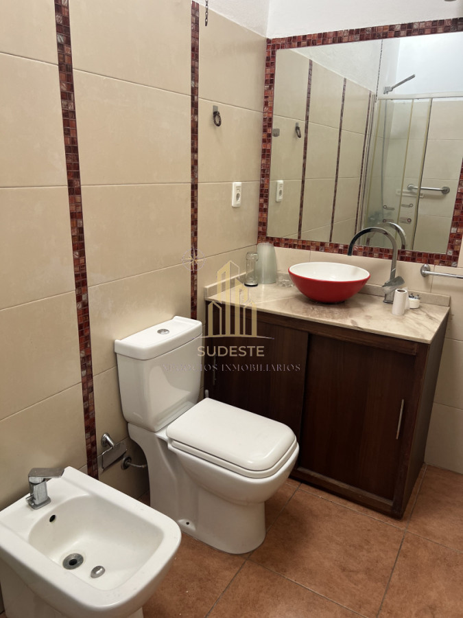 Apartamento ID.139 - Venta de Casa y 2 apartamentos en el centro de Piriápolis 