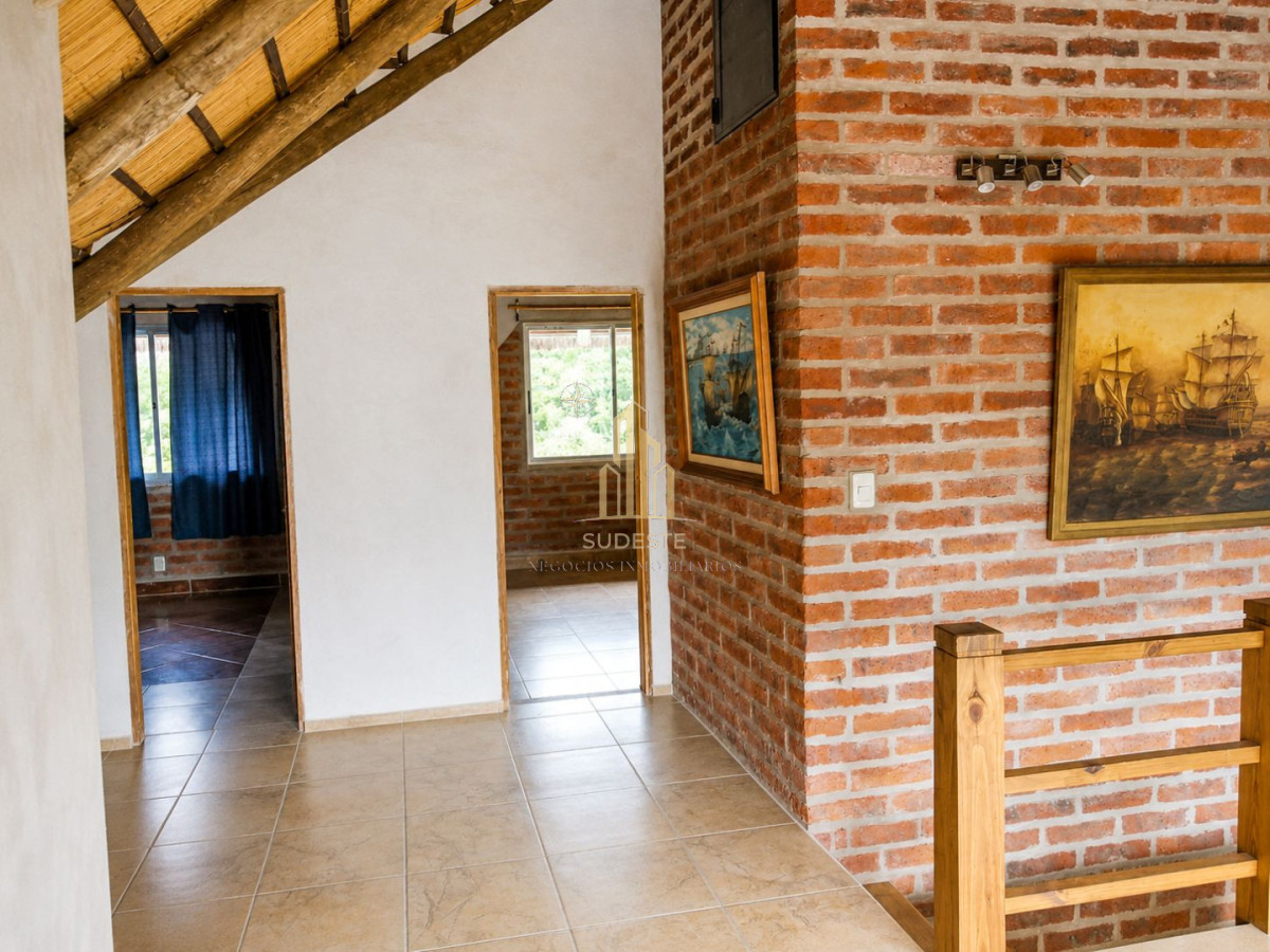 Apartamento ID.99 - Hermosa Casa en venta financiada con entrega inicial en Piriápolis.  