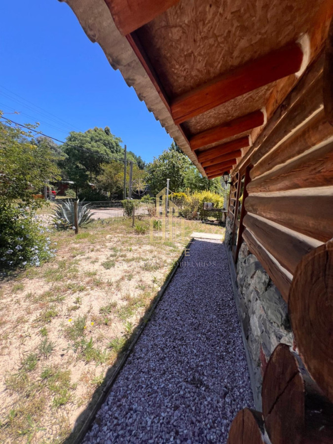 Casa ID.15 - Hermosa Cabaña a la Venta en Piriápolis