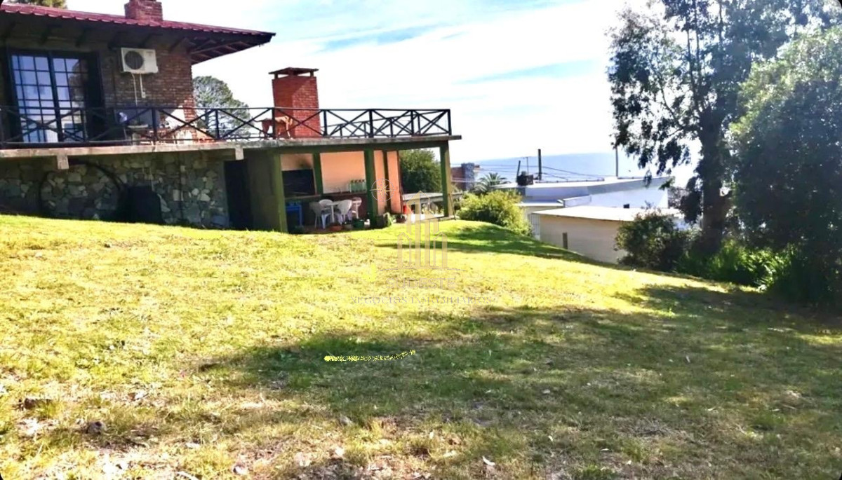 Casa ID.117 - Exclusiva casa con vistas panorámicas en Cerro San Antonio, Piriápolis. 