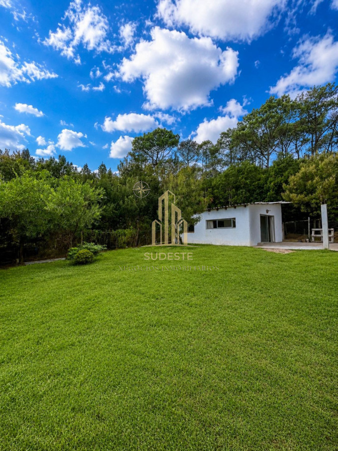Apartamento ID.99 - Hermosa Casa en venta financiada con entrega inicial en Piriápolis.  