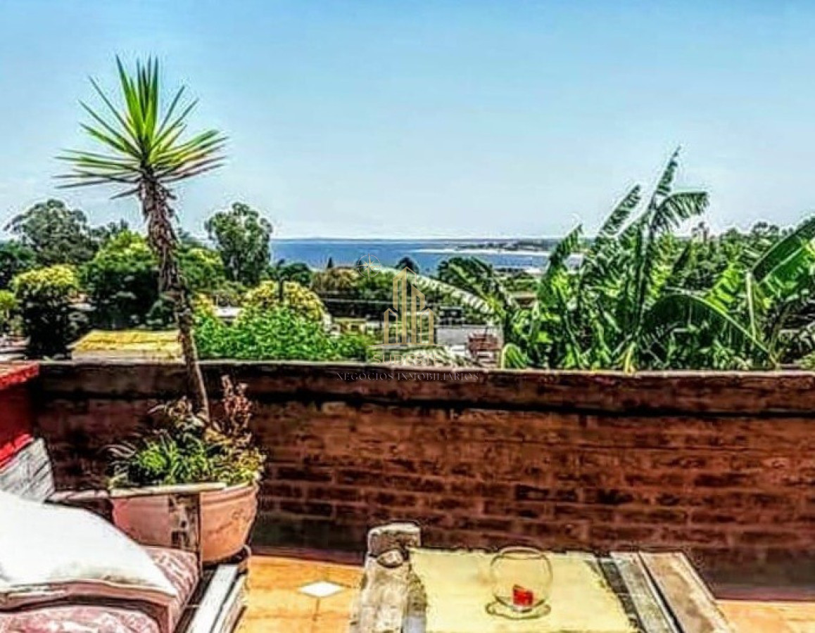 Casa ID.2 - Casa en venta con hermosas vistas de Piriápolis 