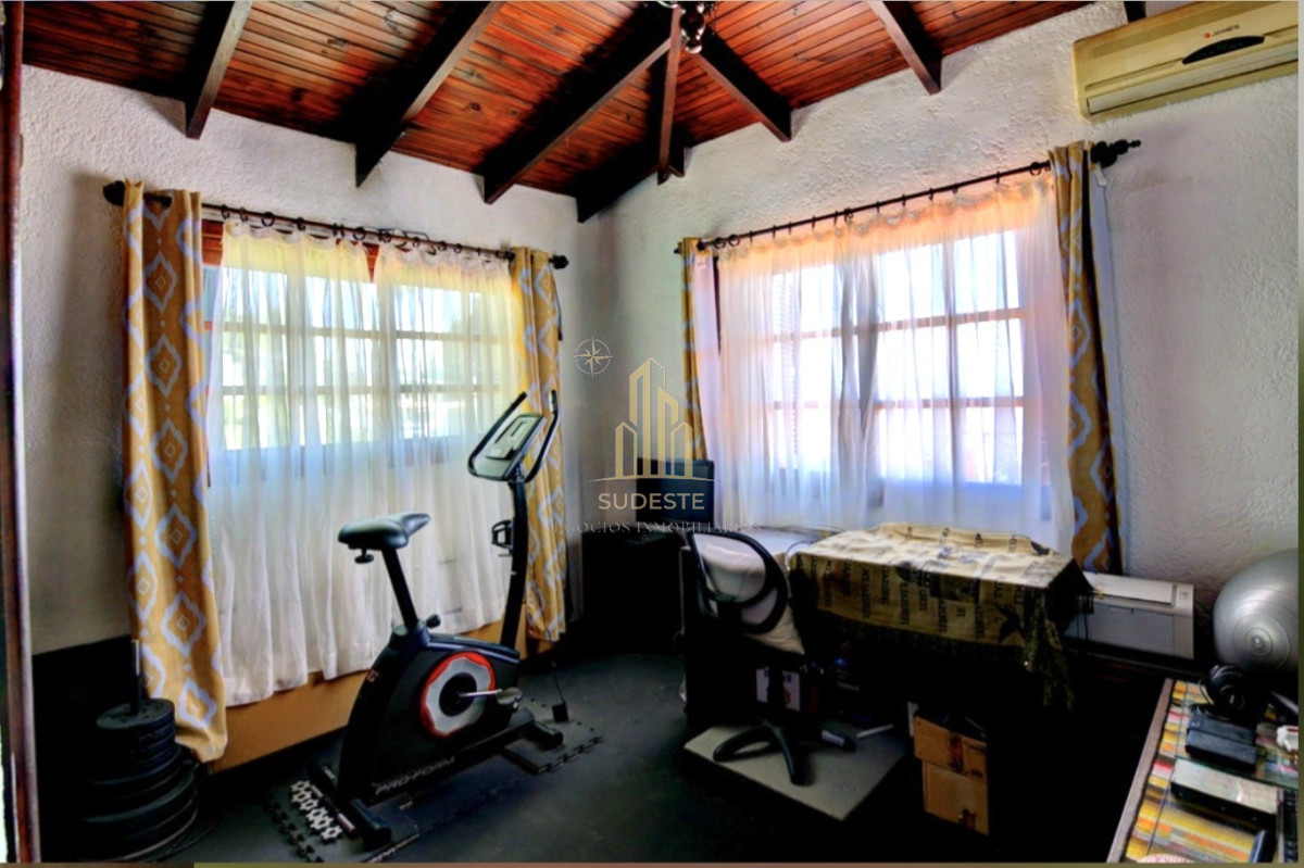 Casa ID.117 - Exclusiva casa con vistas panorámicas en Cerro San Antonio, Piriápolis. 