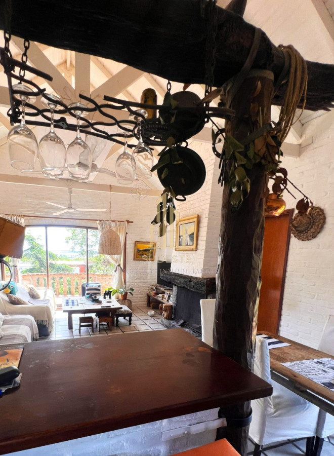 Casa ID.2 - Casa en venta con hermosas vistas de Piriápolis 