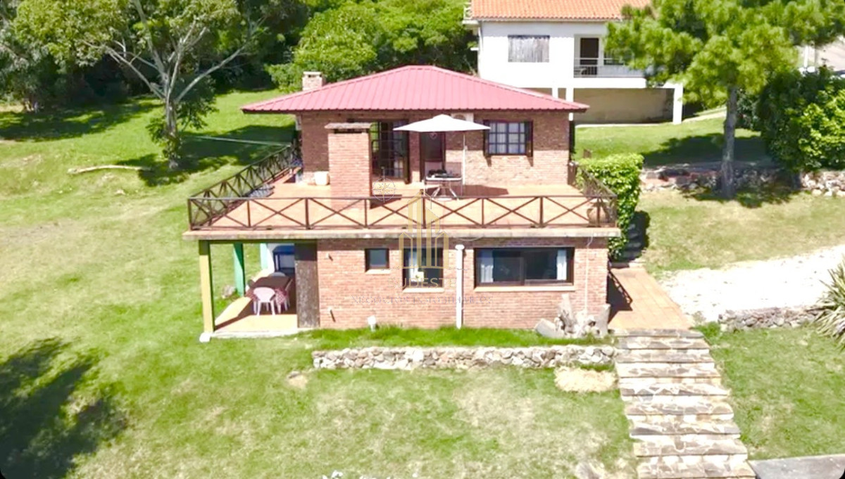 Casa ID.117 - Exclusiva casa con vistas panorámicas en Cerro San Antonio, Piriápolis. 