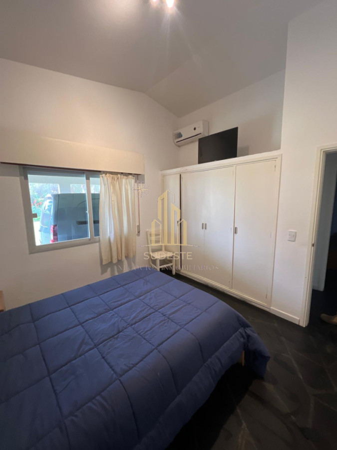 Casa ID.136 - Venta de espectacular oportunidad frente al mar 