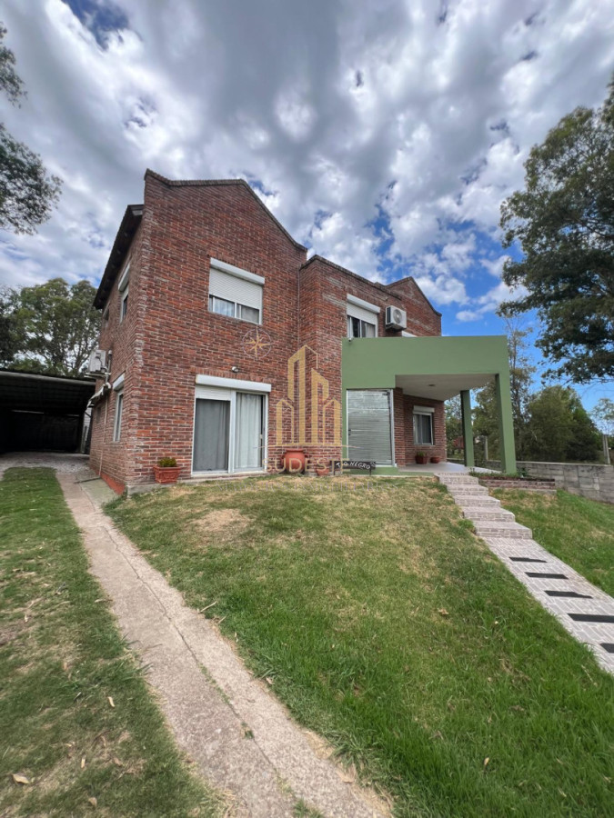 Casa ID.32 - Hermosa casa en Venta en Playa Verde 