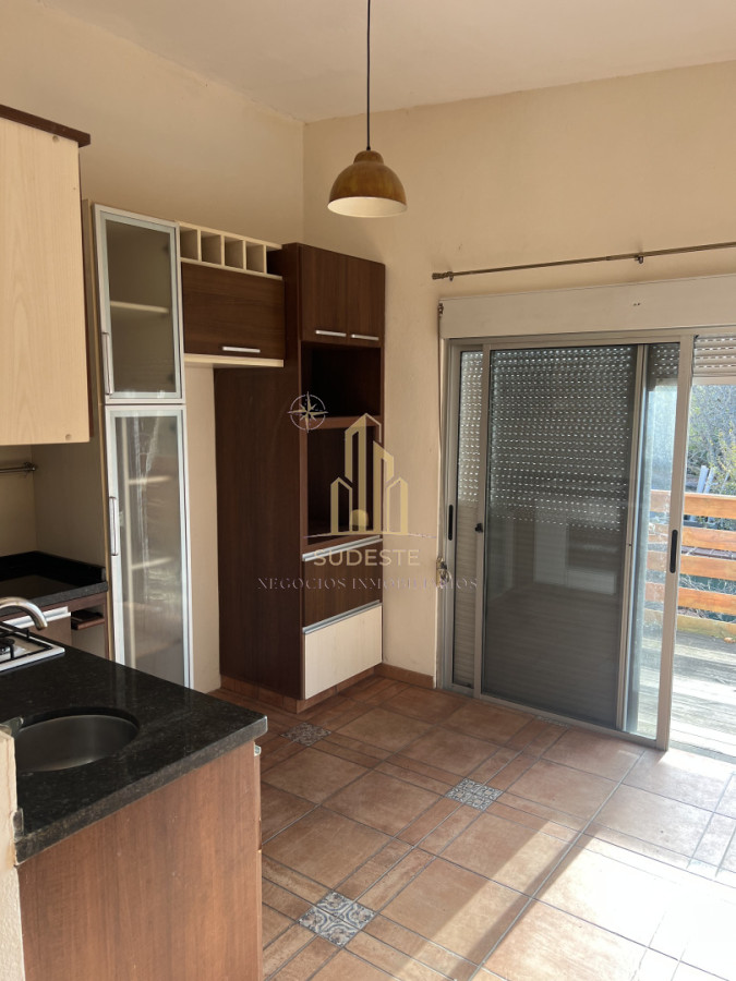 Apartamento ID.139 - Venta de Casa y 2 apartamentos en el centro de Piriápolis 