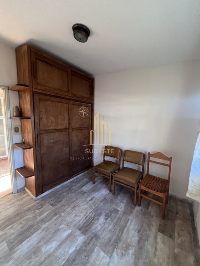 Apartamento ID.139 - Venta de Casa y 2 apartamentos en el centro de Piriápolis 