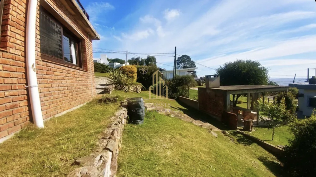 Casa ID.117 - Exclusiva casa con vistas panorámicas en Cerro San Antonio, Piriápolis. 