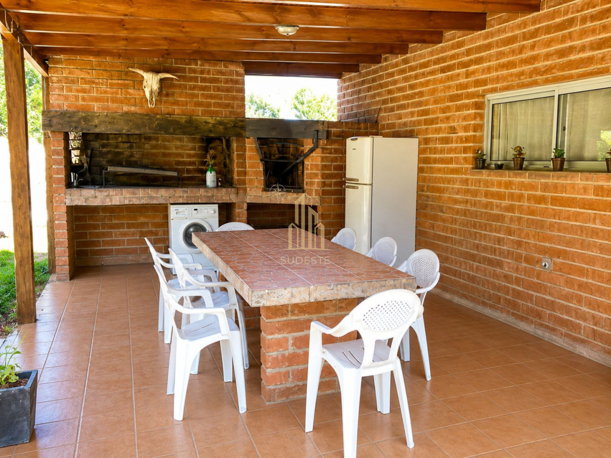 Apartamento ID.99 - Hermosa Casa en venta financiada con entrega inicial en Piriápolis.  