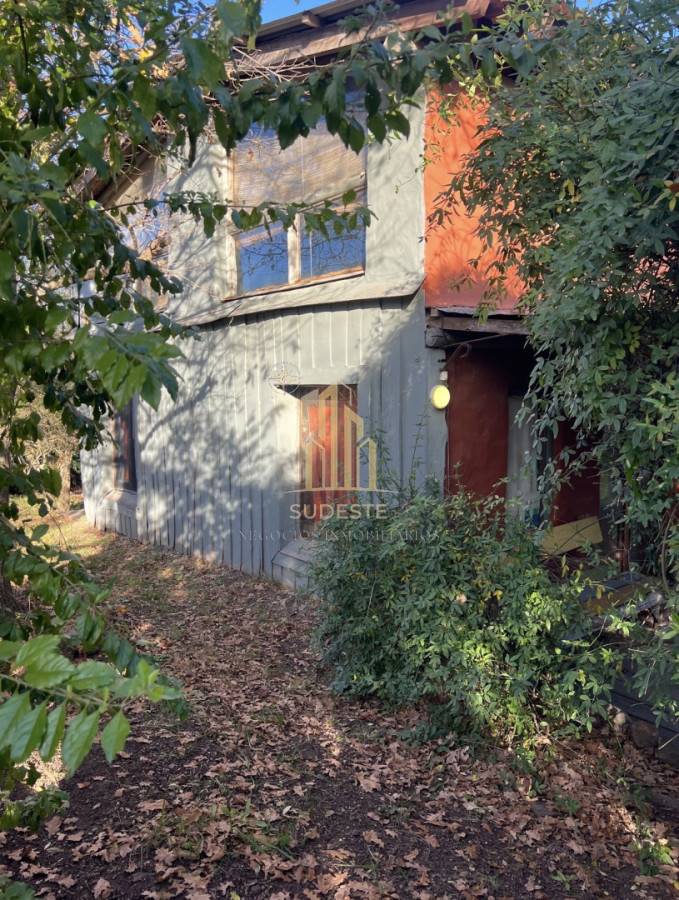 Casa ID.104 - Venta de 2 casas en un padrón esquinero rodeadas de naturaleza. Ideal rentas