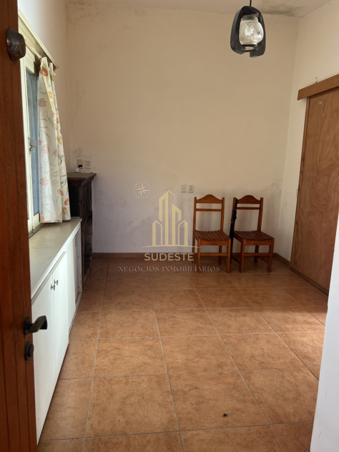 Apartamento ID.139 - Venta de Casa y 2 apartamentos en el centro de Piriápolis 