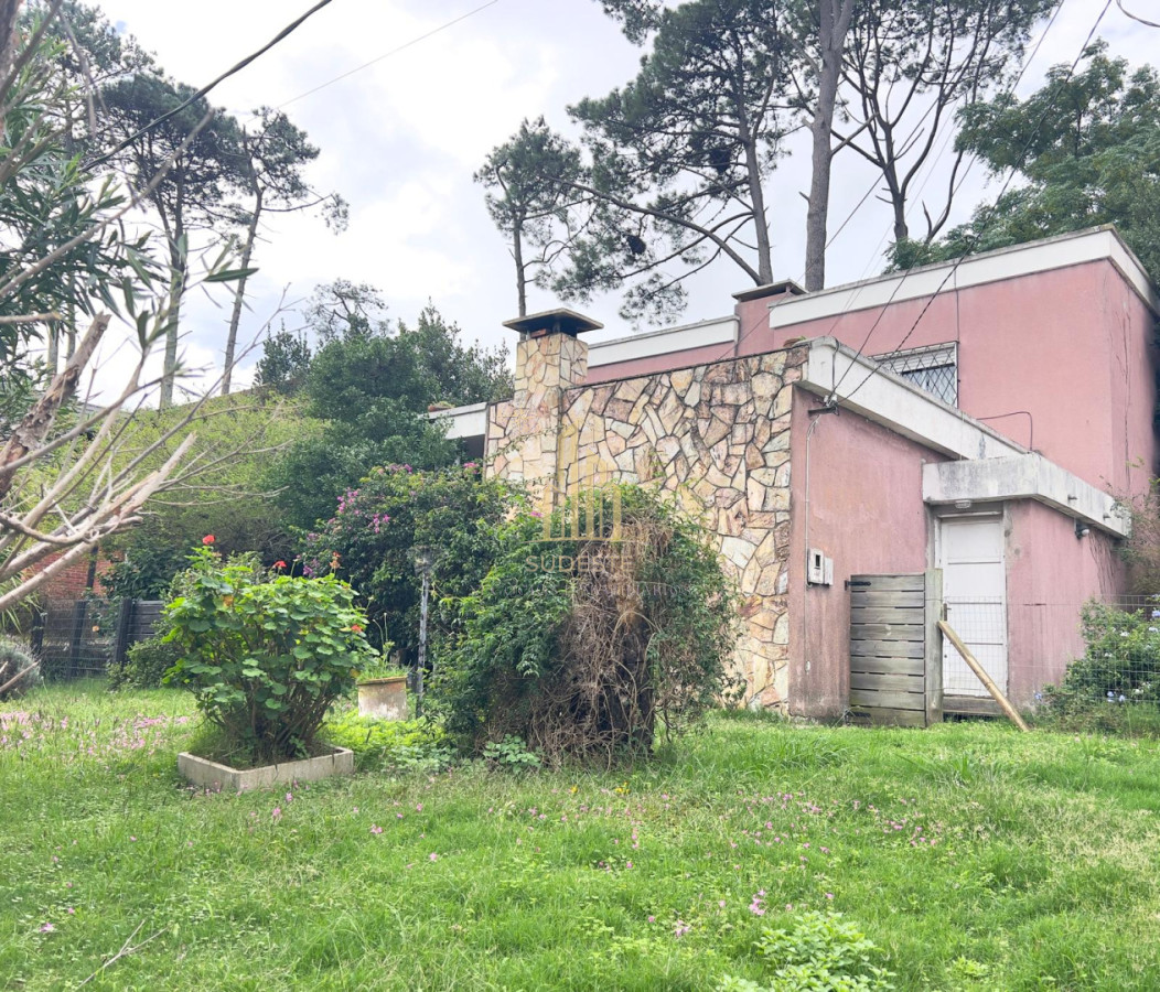 Casa ID.84 - Casa en venta en Barrio Country - Piriápolis 🌿