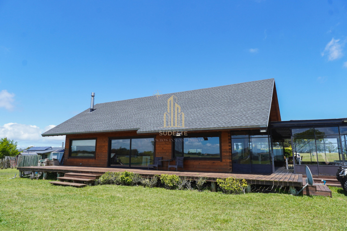 Casa ID.24 - Venta Casa 2 dormitorios Laguna de los Cisnes, Punta Ballena