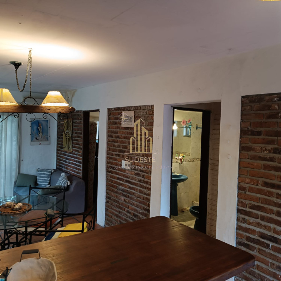 Casa ID.6 - Casa en venta 2 dormitorios barrio Country 