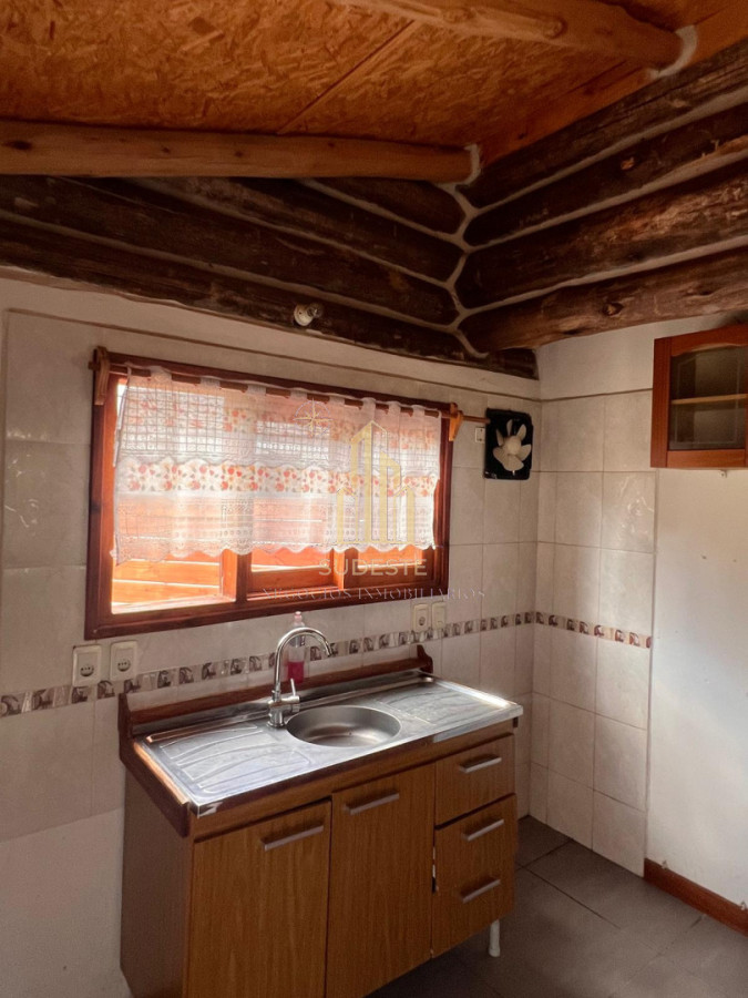 Casa ID.15 - Hermosa Cabaña a la Venta en Piriápolis