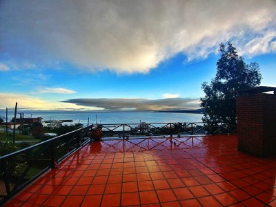 Exclusiva casa con vistas panorámicas en Cerro San Antonio, Piriápolis. 