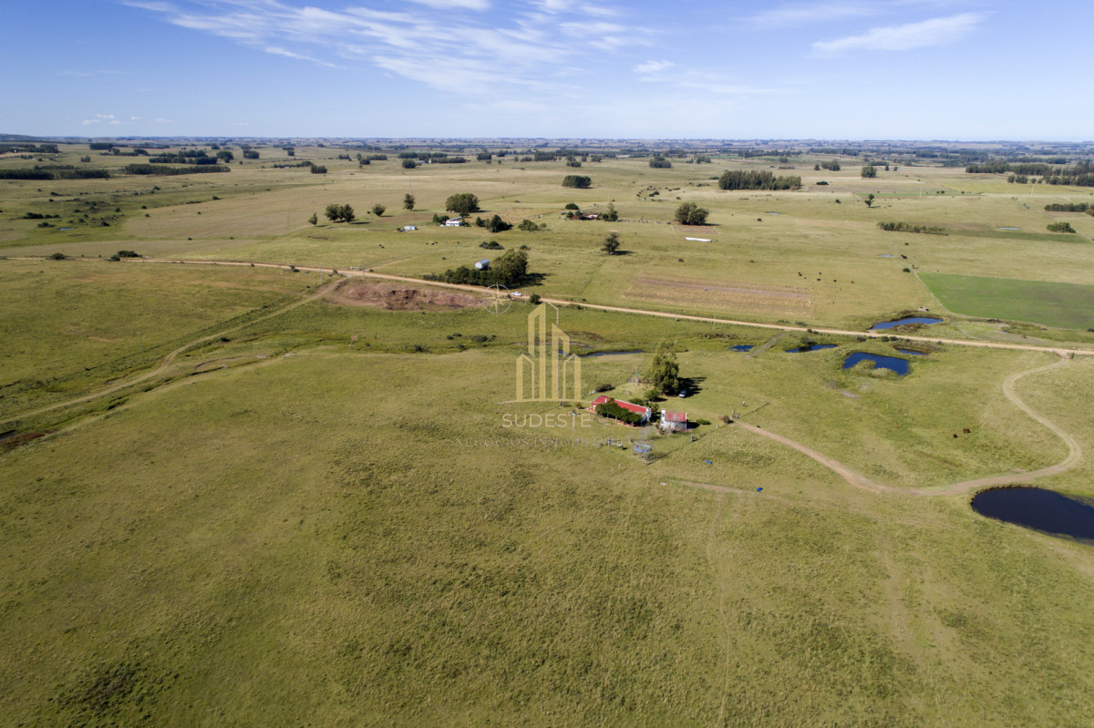Chacra ID.37 - Chacra en venta con casa de Campo entre las sierras Abras de Perdomo 