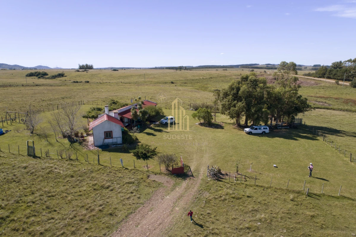 Chacra ID.37 - Chacra en venta con casa de Campo entre las sierras Abras de Perdomo 