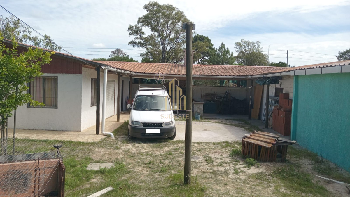 Apartamento ID.93 - Venta de terreno con mejoras Jaureguiberry Sur a 5 cuadras de la playa 