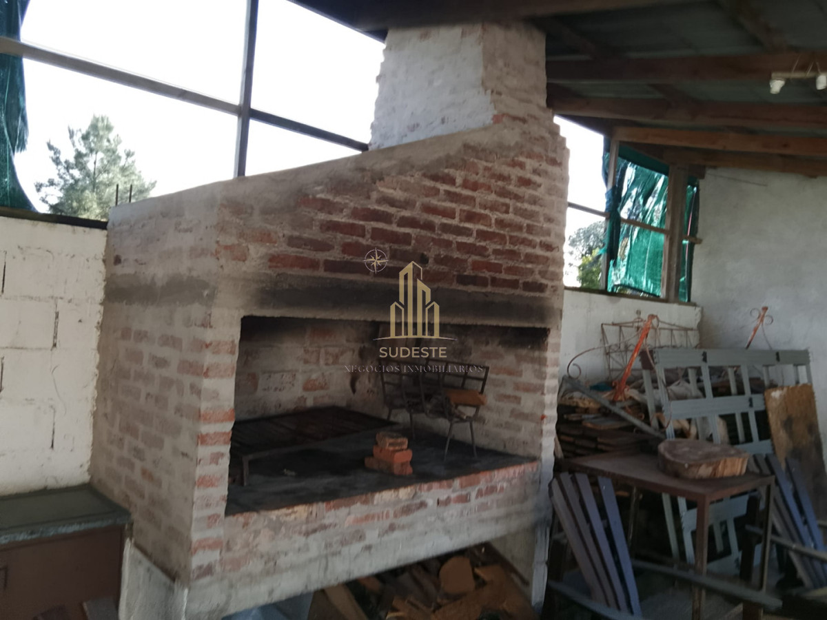 Apartamento ID.93 - Venta de terreno con mejoras Jaureguiberry Sur a 5 cuadras de la playa 