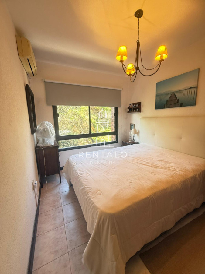 Apartamento ID.991 - Apartamento en venta de 1 dormitorio en Punta del este a pasos de Punta Shopping
