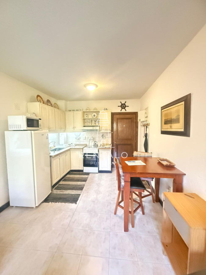 Apartamento ID.991 - Apartamento en venta de 1 dormitorio en Punta del este a pasos de Punta Shopping