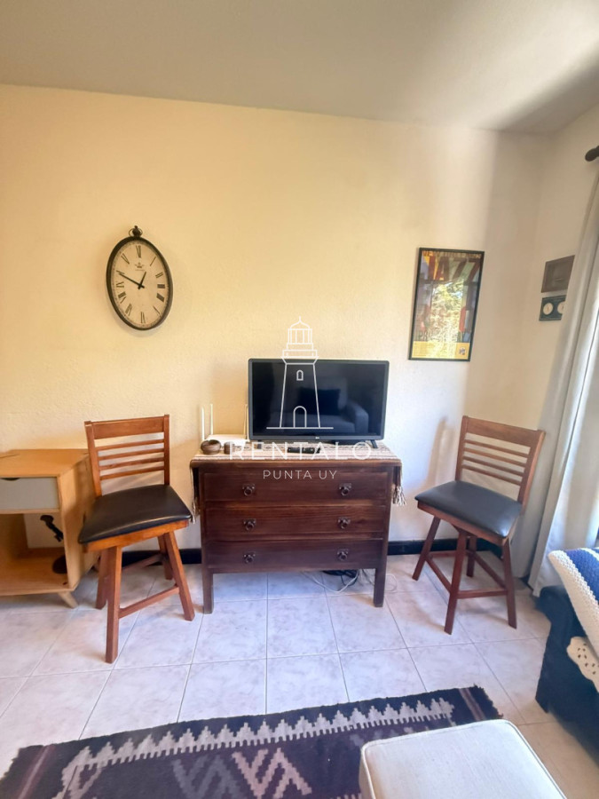 Apartamento ID.991 - Apartamento en venta de 1 dormitorio en Punta del este a pasos de Punta Shopping