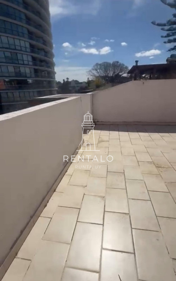 Apartamento ID.991 - Apartamento en venta de 1 dormitorio en Punta del este a pasos de Punta Shopping