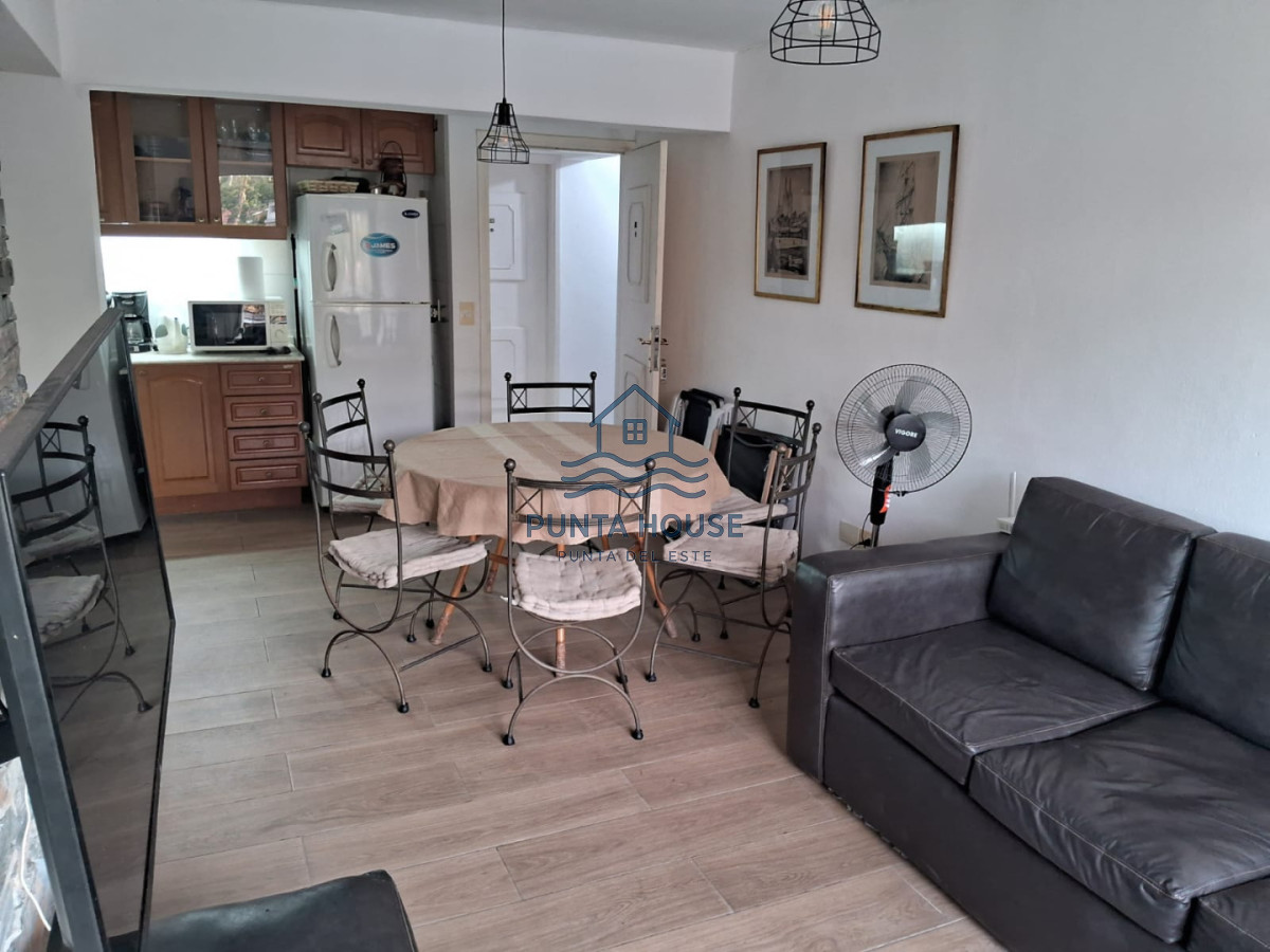 Apartamento ID.59 - Amplio apartamento de tres dormitorios