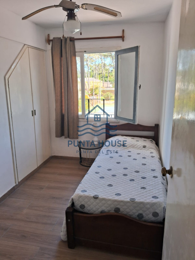 Apartamento ID.59 - Amplio apartamento de tres dormitorios