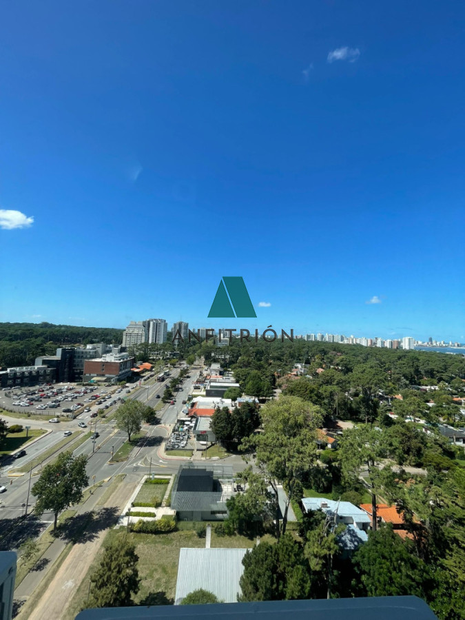 Apartamento ID.100 - Amplio y renovado apartamento en Roosevelt