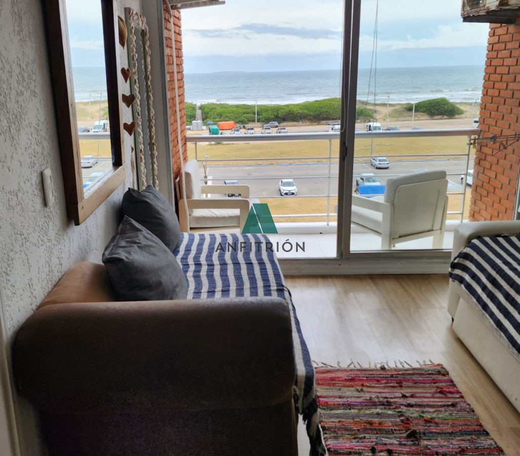 Apartamento ID.54 - Venta - 1 dormitorio, primera línea de la Brava