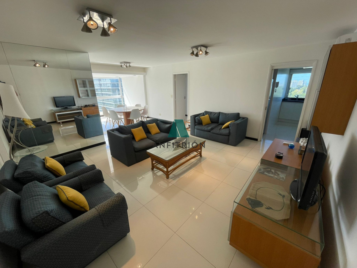 Apartamento ID.100 - Amplio y renovado apartamento en Roosevelt