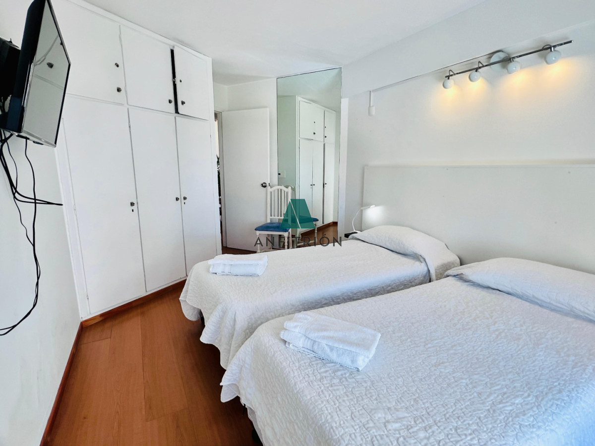 Apartamento ID.43 - Moderno Apartamento en primera linea de la Brava