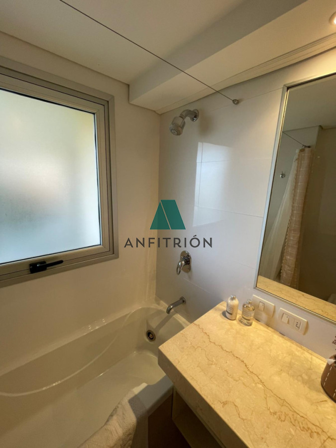 Apartamento ID.193 - En Venta - Exclusivo apartamento en primera línea de Playa Brava, 