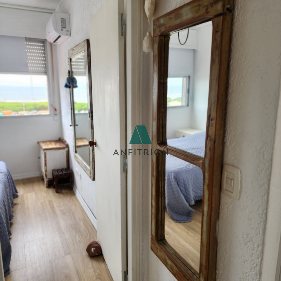 Apartamento ID.54 - Venta - 1 dormitorio, primera línea de la Brava