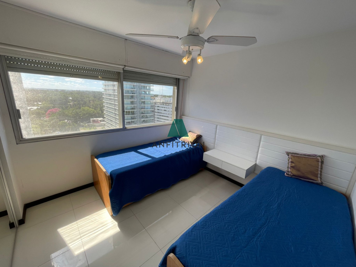 Apartamento ID.100 - Amplio y renovado apartamento en Roosevelt