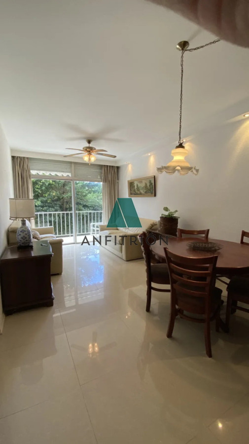 Apartamento ID.206 - OPORTUNIDAD - 2 dormitorios frente al mar -