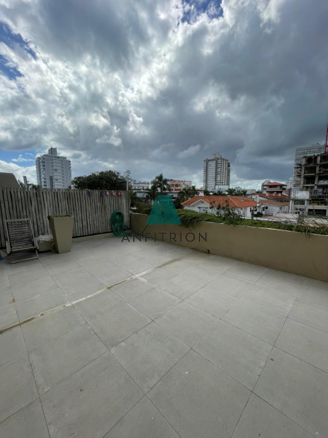 Apartamento ID.218 - VENTA - Destacado Apto en Península - 